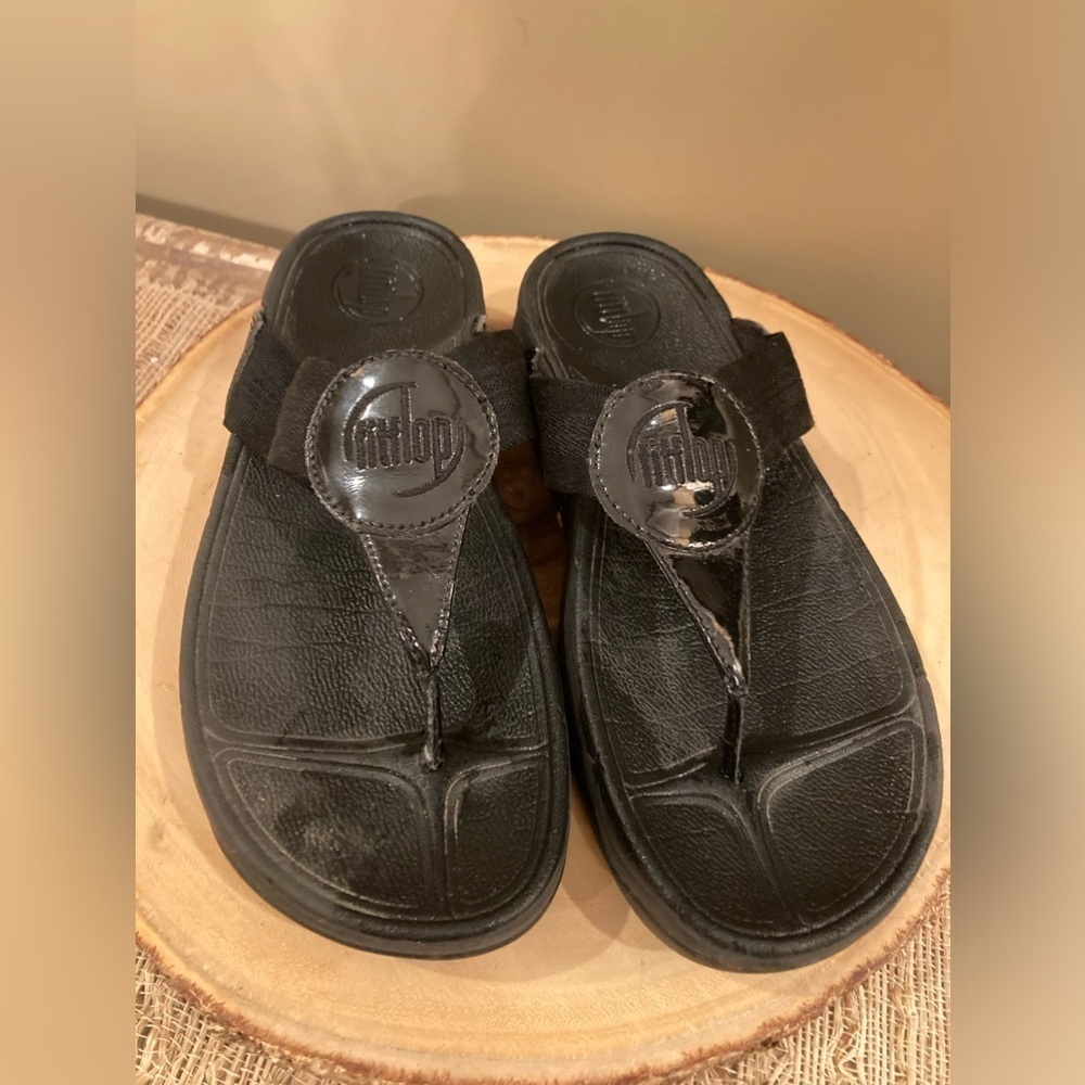 FitFlop Walkstar 3 Patent Black Comfort Flip‎ Flop Sandals Womens Sz 8